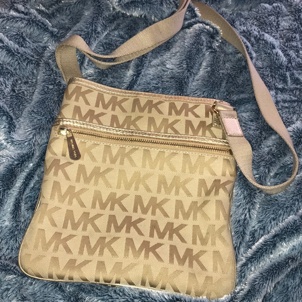 Michael Kors Crossbody Purse